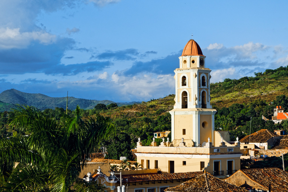 Hotels in Cuba are waiting for you to discover the city's beauty! Find the best hotel deals.